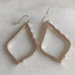 Kendra Scott Accessories - Kendra Scott Sophee Drop Earrings in Rose gold Kendra Scott Accessories - Kendra Scott Sophee Drop Earrings in Rose gold
